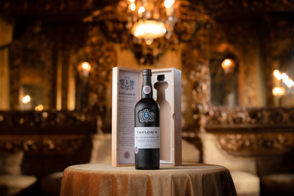 Taylor’s lança Coronation Port