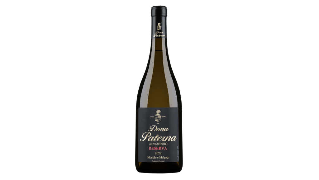Vinhos Dona Paterna galadoardos com medalhas de ouro no concurso internacional de Vinhos Bacchus 2024