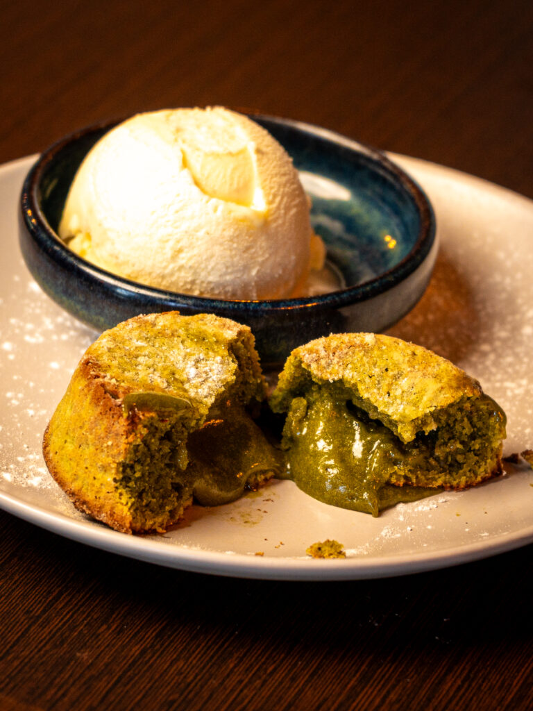 Fábrica da Picanha: o Petit Gateau de Pistáchio chega para elevar o conceito de sobremesa